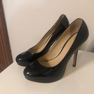 Joan & David Size 10M Navy Blue Patent Leather